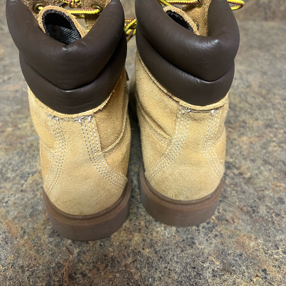Timberland original, yellow waterproof boots. - Picture 4 of 7
